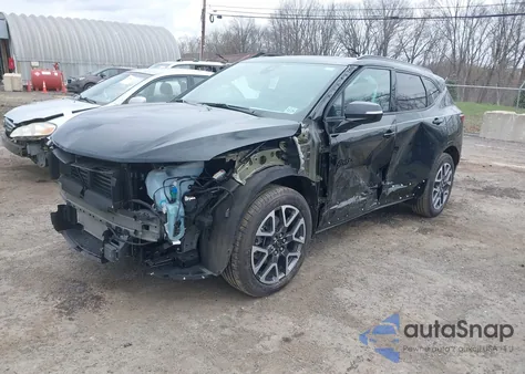 2025 Chevrolet Blazer Awd Rs from USA, damaged, VIN 3GNKBKRS1SS131377